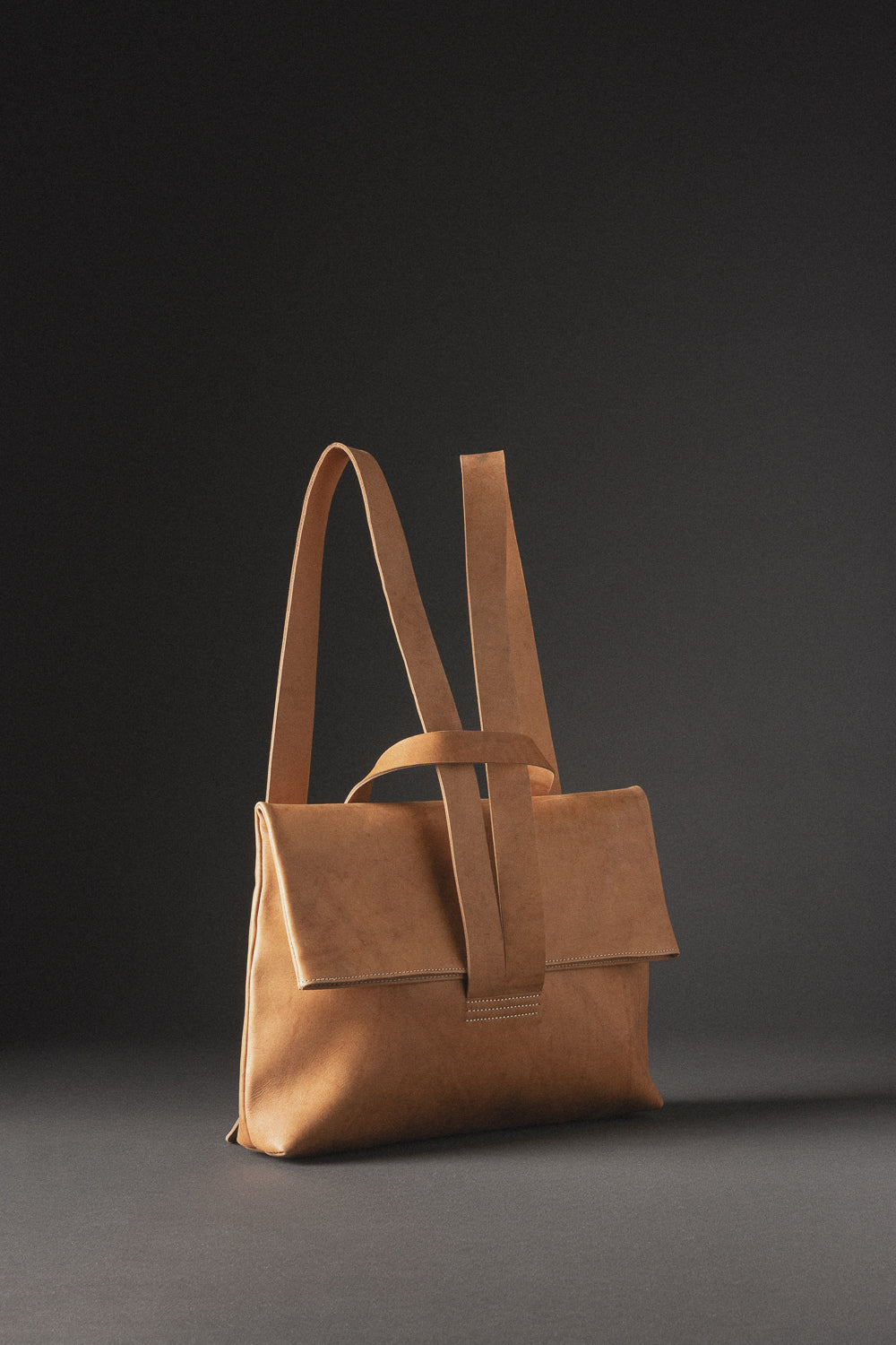 Swi - Mochila de cuero