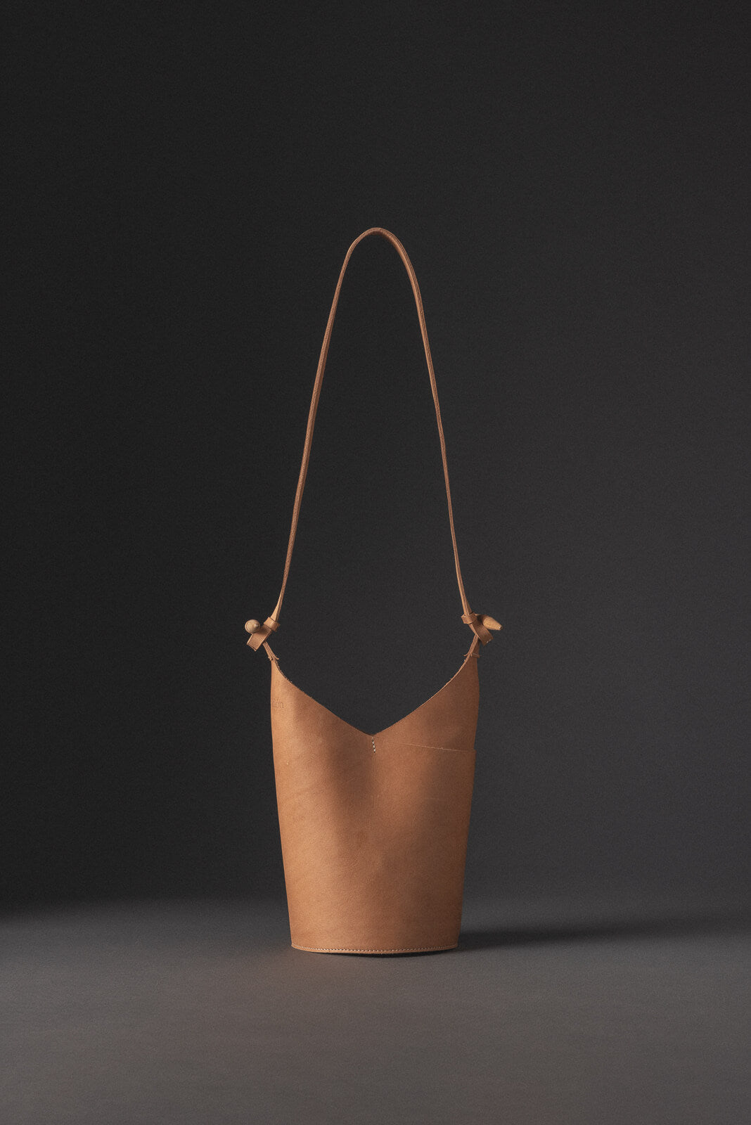 Cargadera de cuero corta