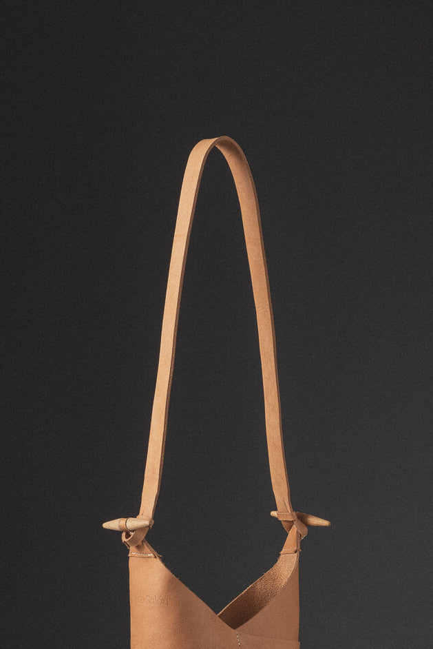 Cargadera de cuero corta